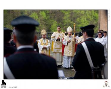 Consacrazione degli Olii presieduta da S.Ecc. Mons. Vincenzo Pelvi Ordinario Militare per l'Italia